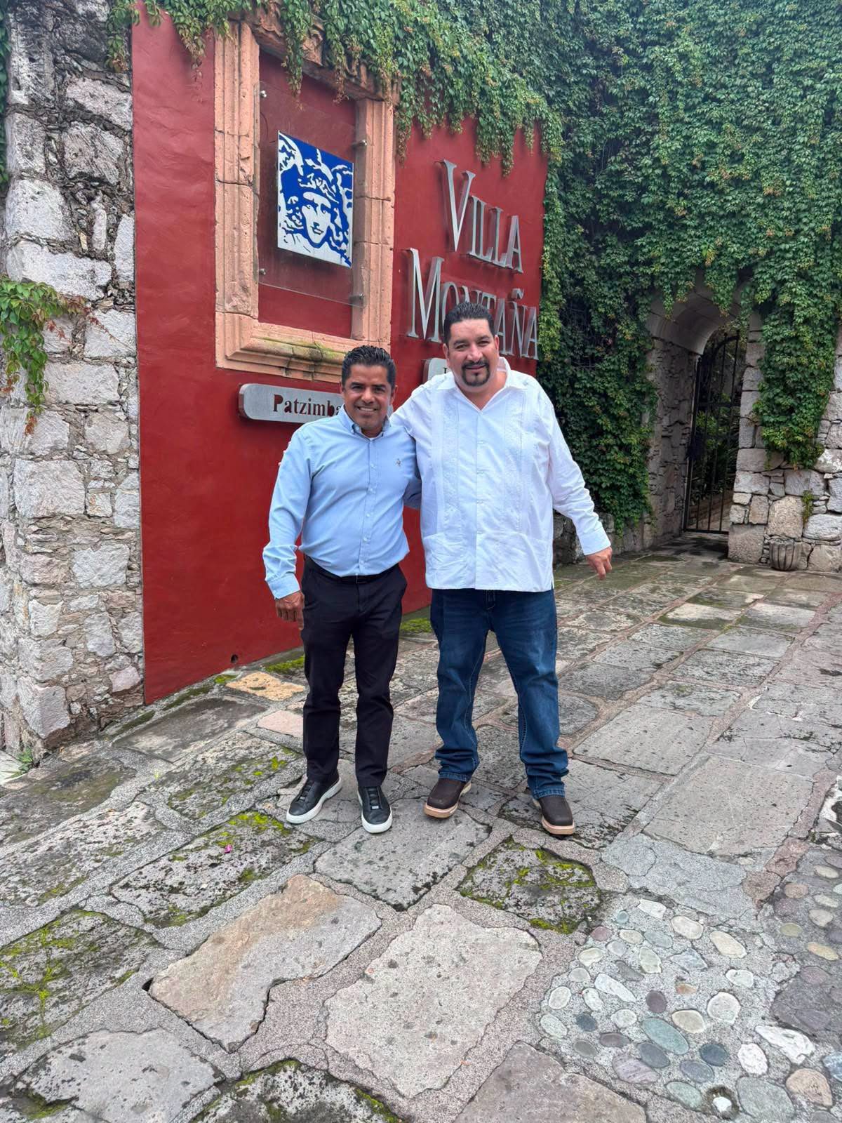 PRODUCTIVA REUNIÓN DEL ALCALDE DE PAJACUARAN JOSÉ GONZÁLEZ, CON EL VOCAL EJECUTIVO  DE SEDEMUN