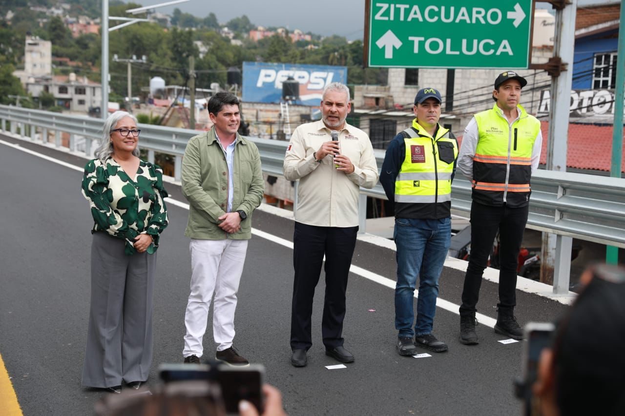 Apertura Bedolla vialidad en paso superior vehicular “Ignacio López Rayón” en Zitácuaro
