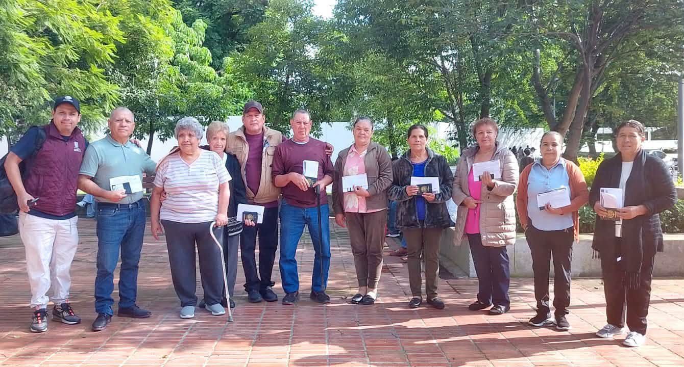EL GOBIERNO DE FROYLAN ZAMBRANO GESTIONA A TRAVES DEL PROGRAMA REFAMI VISAS PARA MAS FAMILIAS DE VILLAMAR