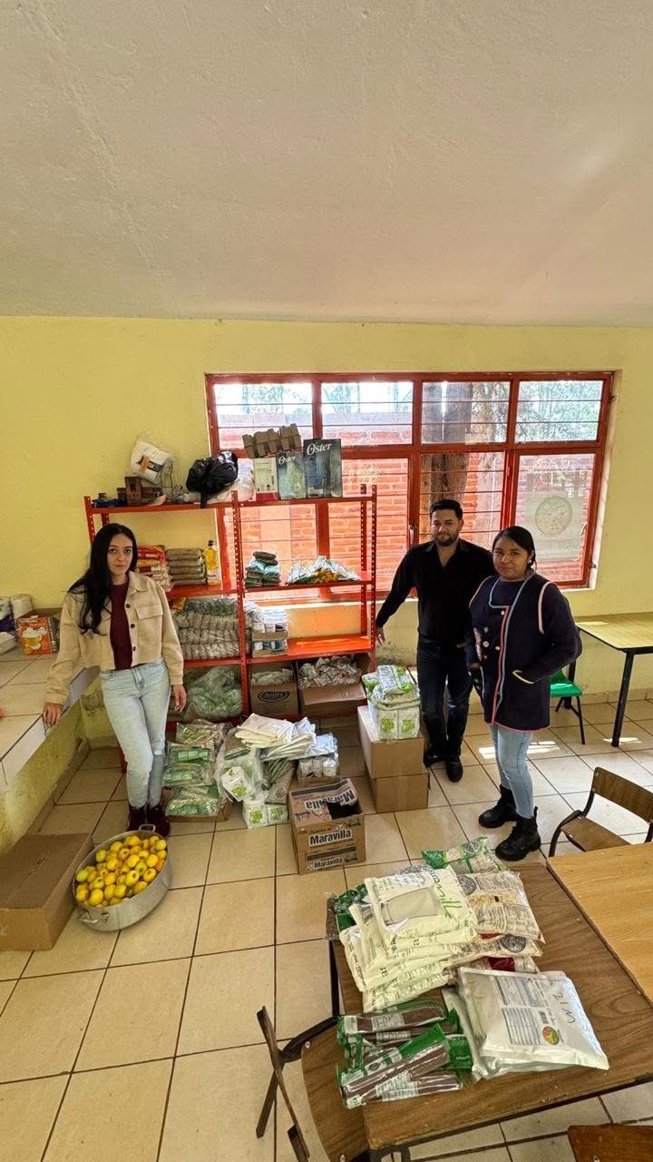EN EL SISTEMA DIF MARCOS CASTELLANOS NOS COMPROMETEMOS CON LA ALIMENTACIÓN Y EL BIENESTAR DE NUESTRA NIÑEZ.