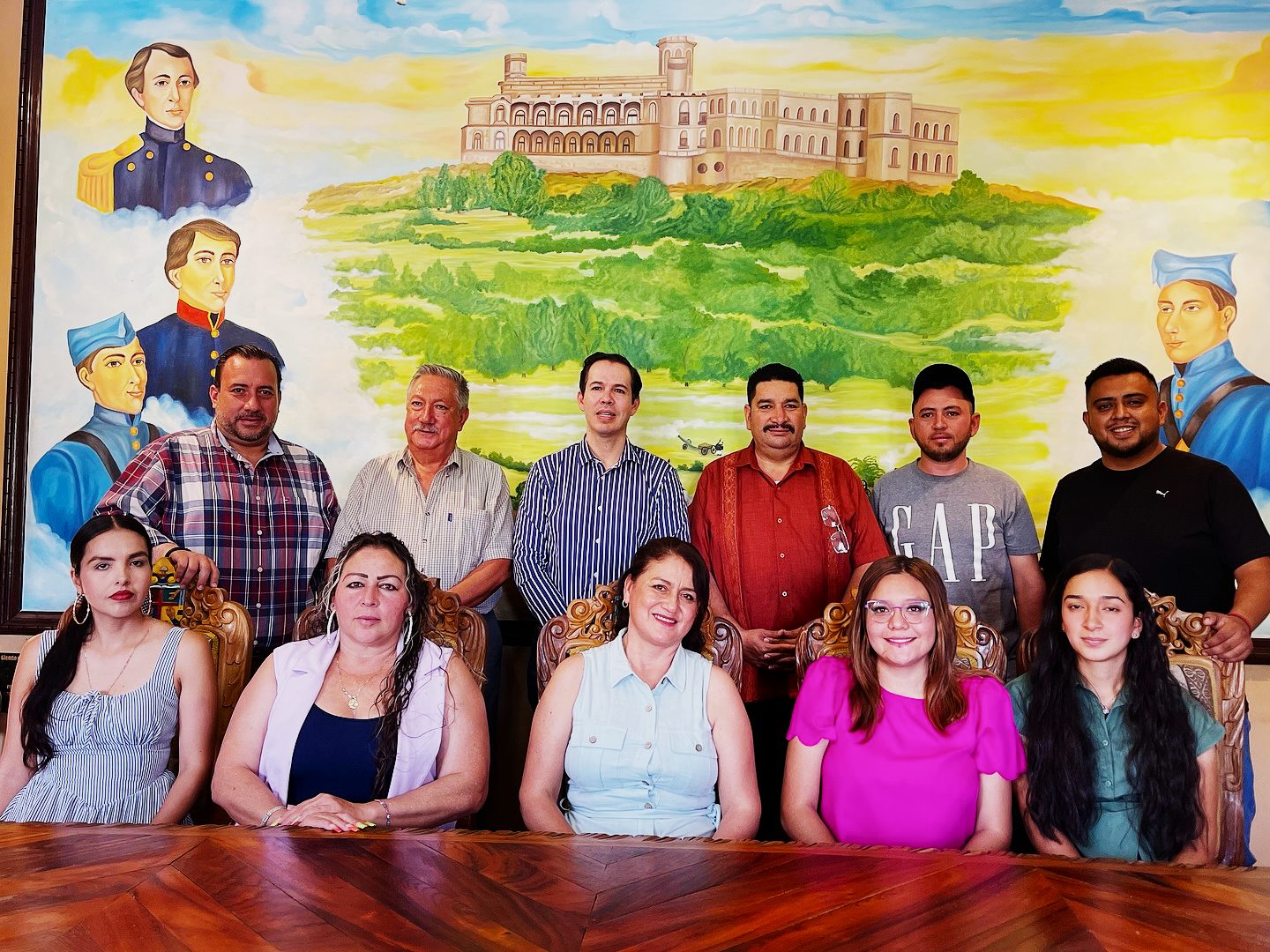 TRABAJAMOS INTENSAMENTE EN MEJORAR LA IMAGEN URBANA DE PAJACUARAN Y SUS  COMUNIDADES, PRESIDENTE JOSE GONZALEZ